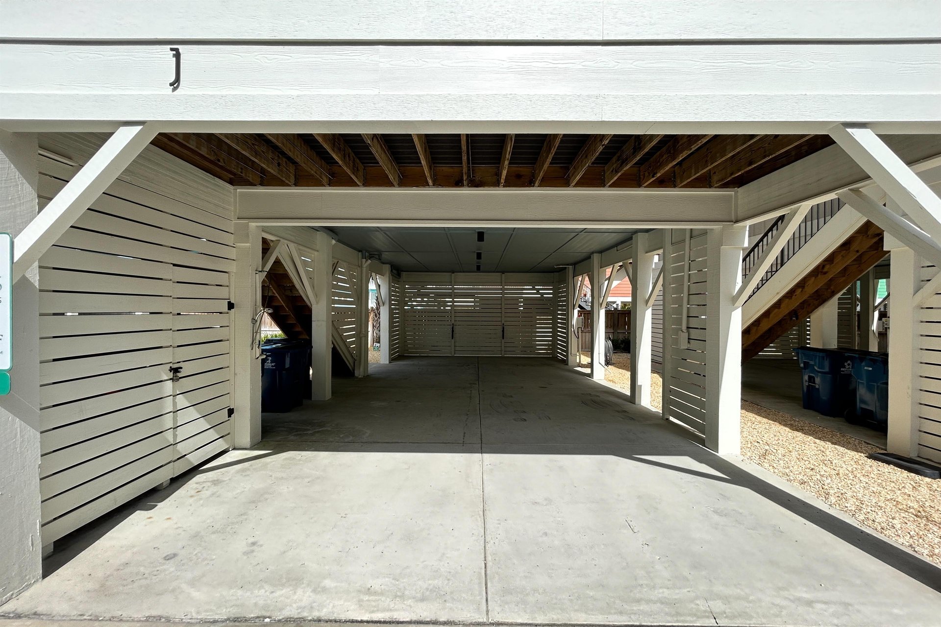 West Side Cottages J 27