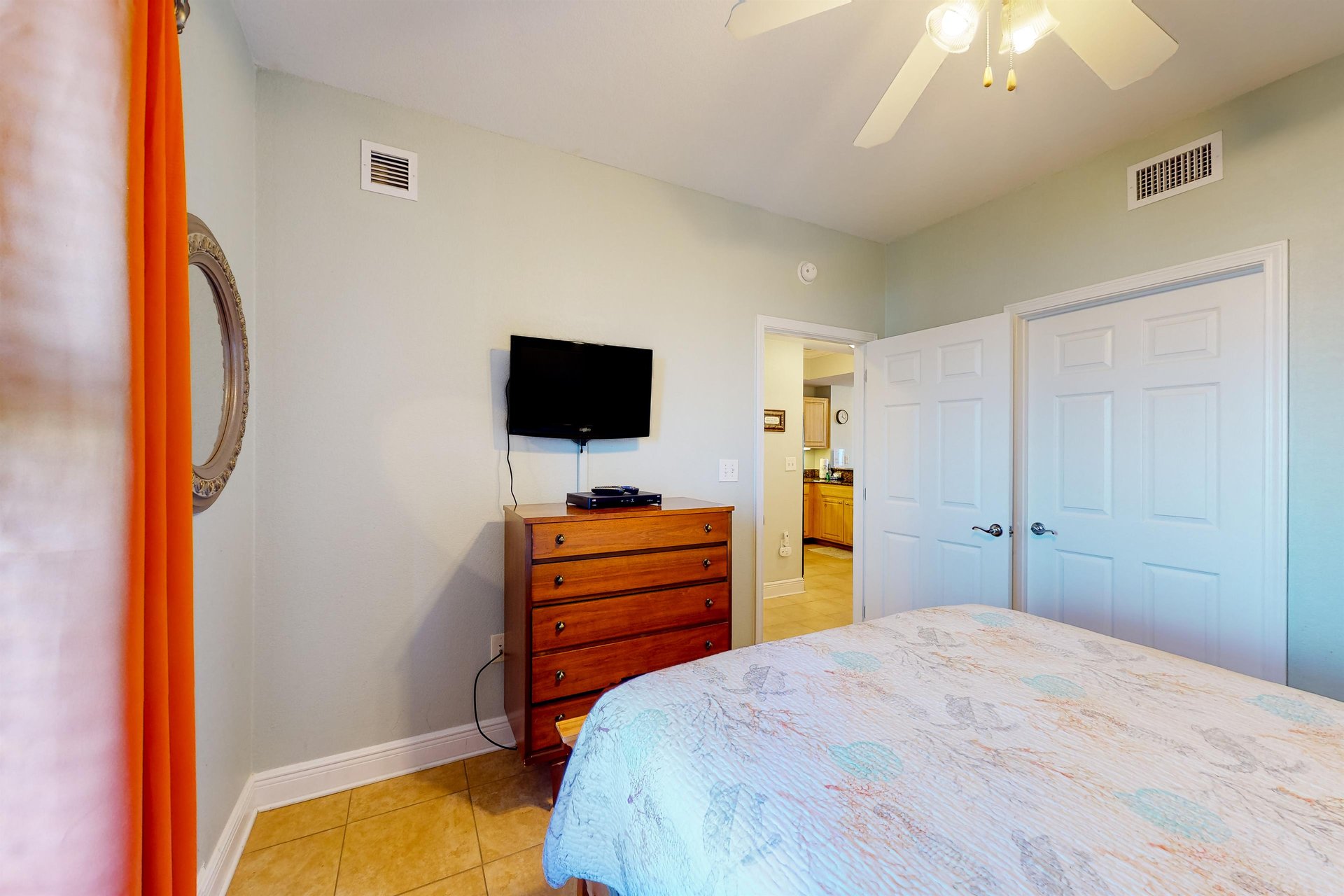 Crystal Tower 806 21