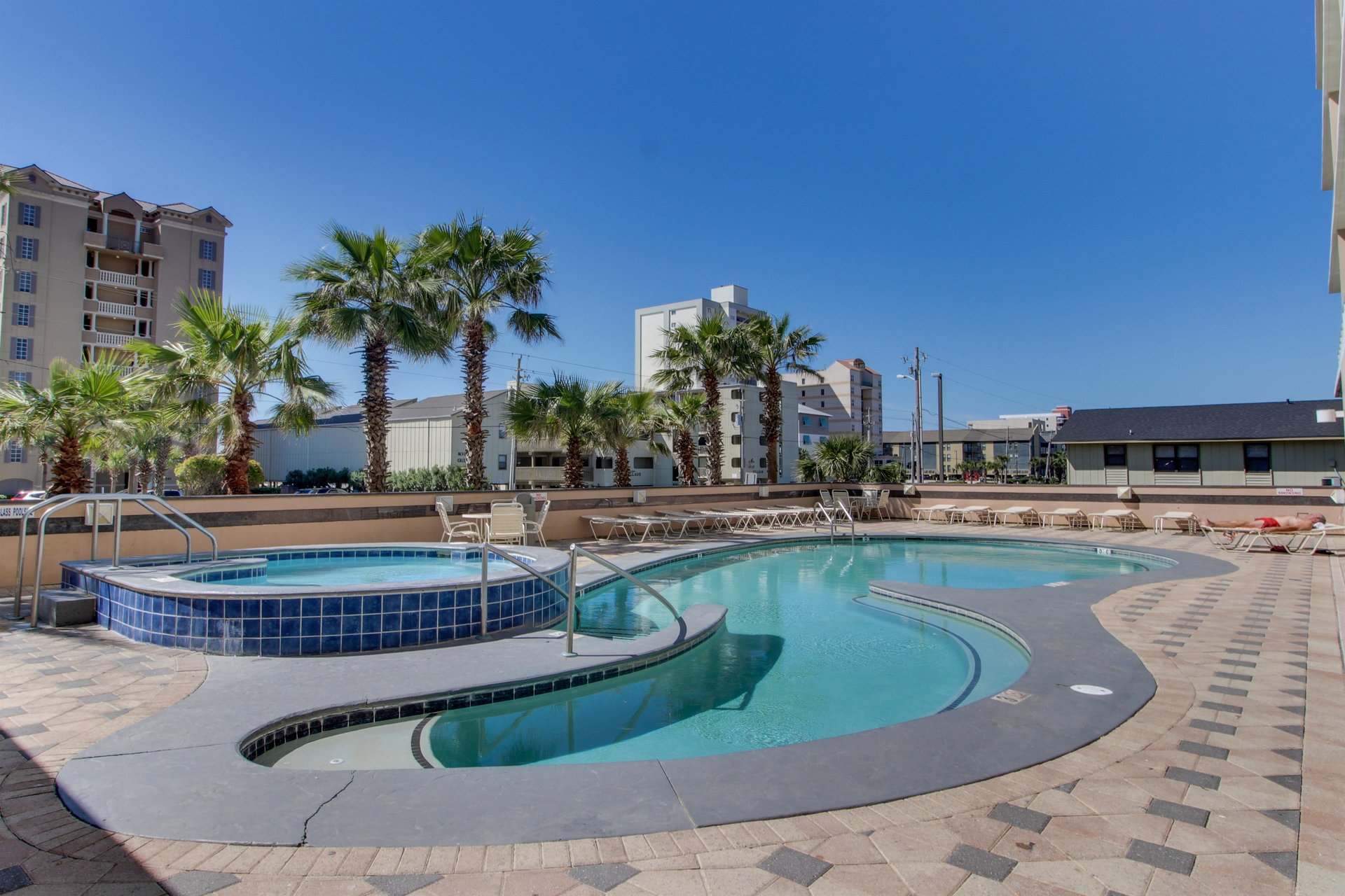 Crystal Tower 1206 30