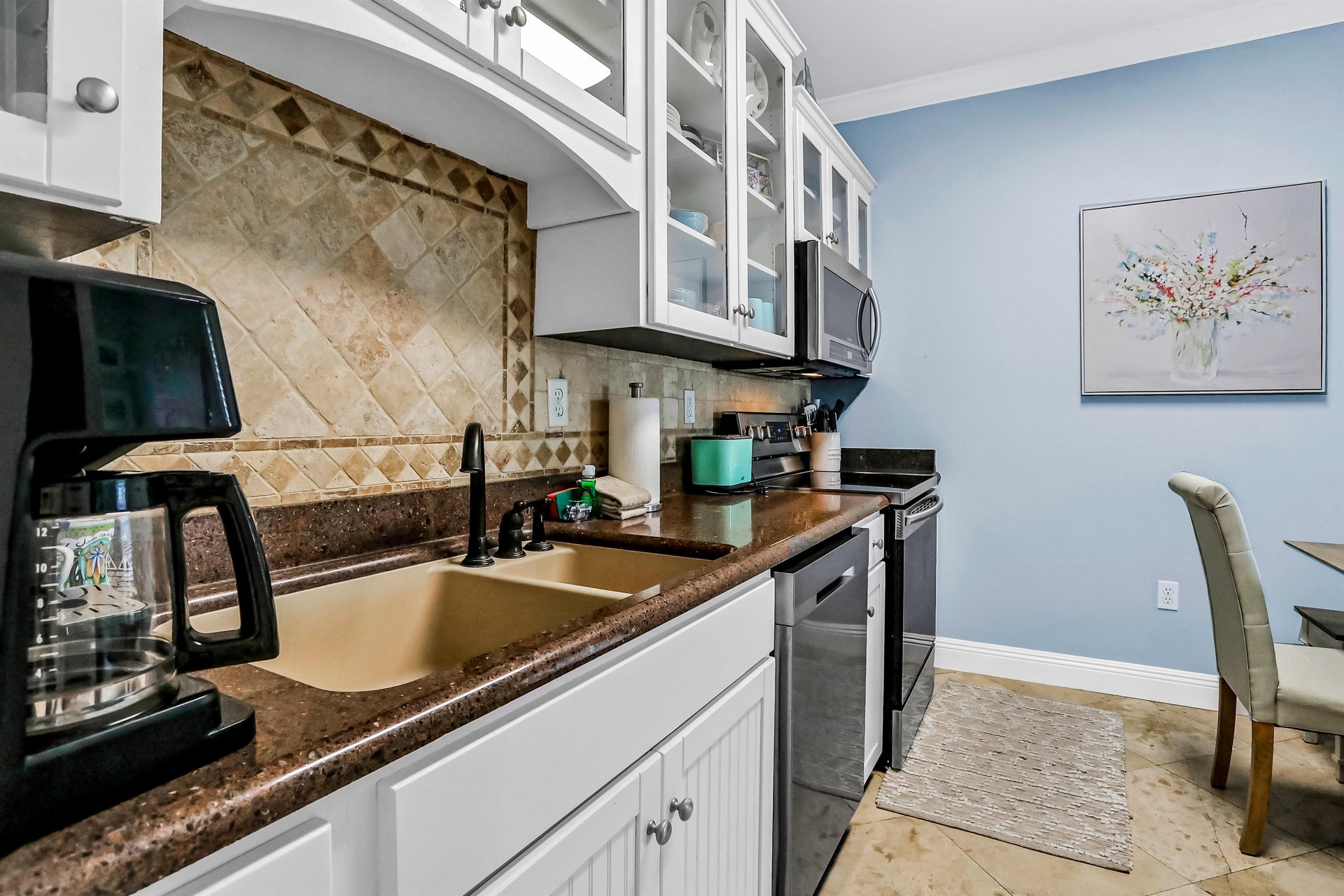 Anne Avenue Escape 6