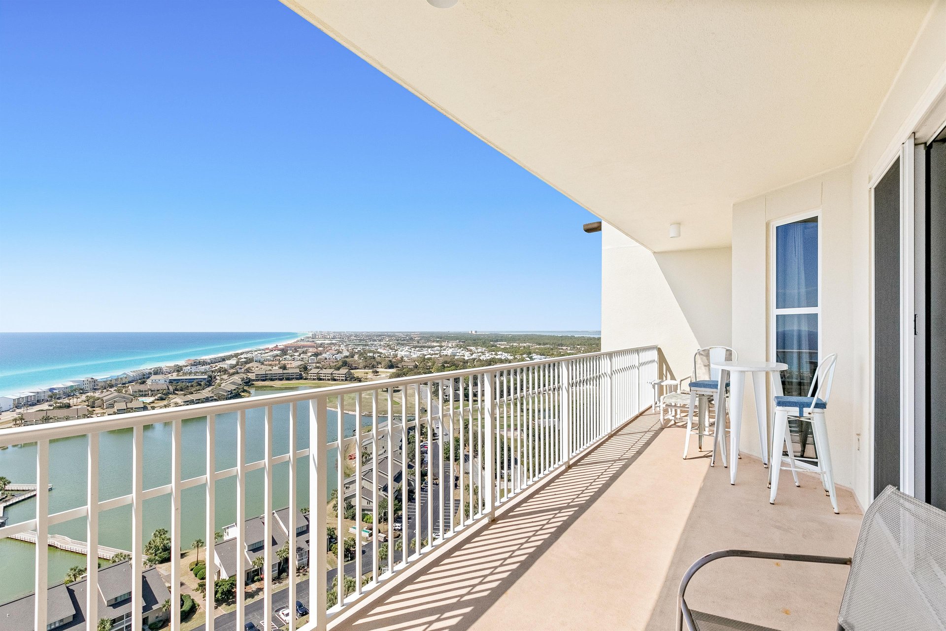 Ariel Dunes II 2201 6