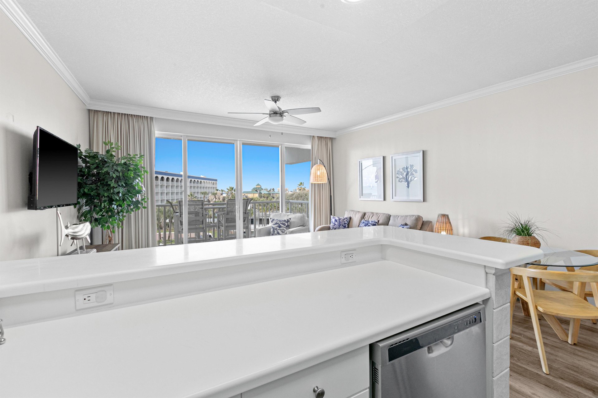 Destin West Resort  Gulfside 409 9