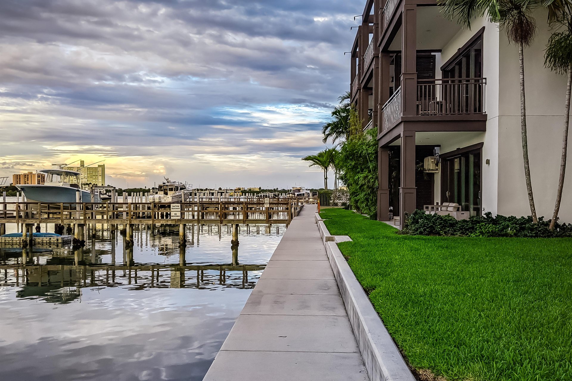 Brightwater Blue 26