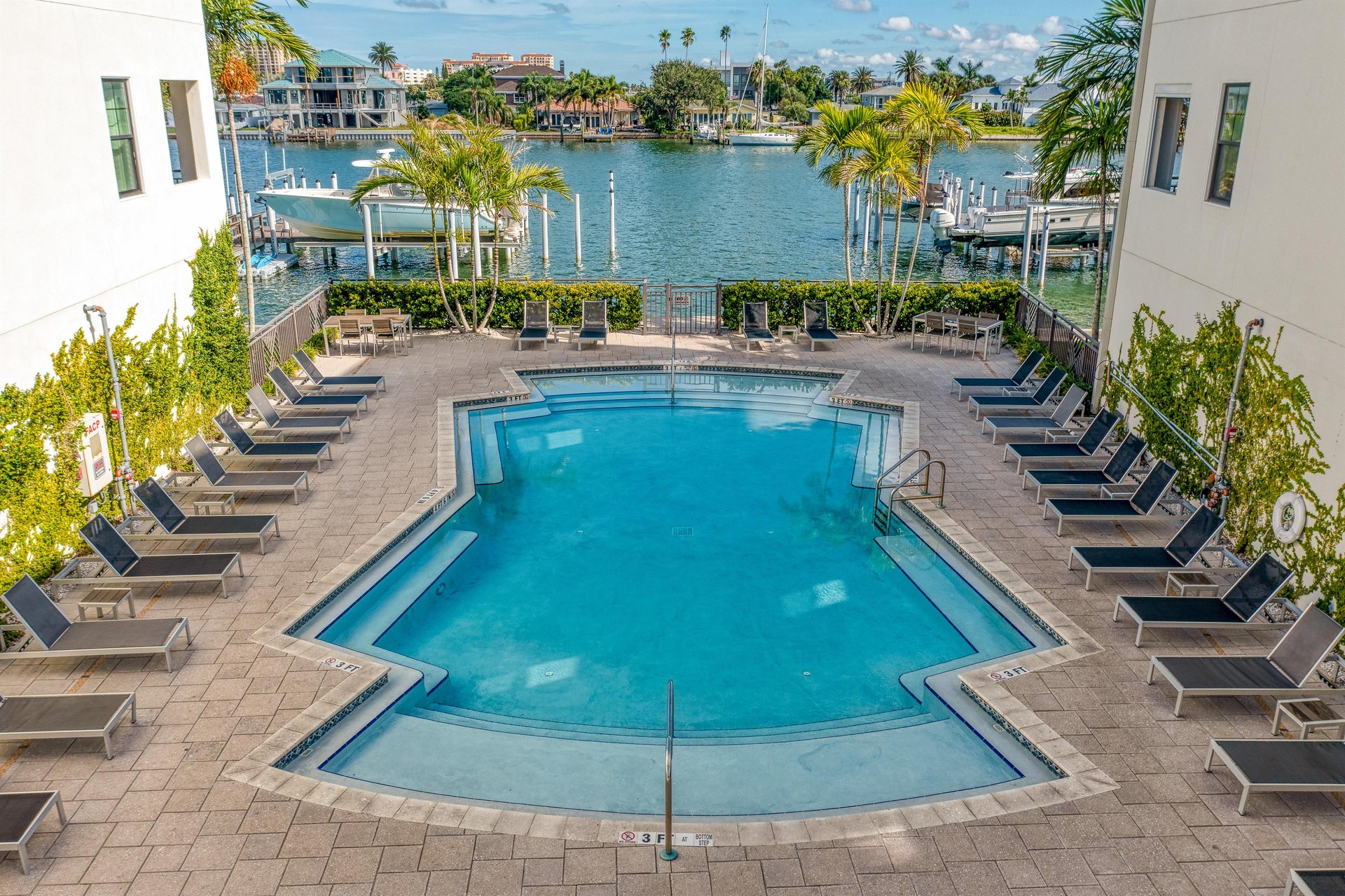 Brightwater Blue 42