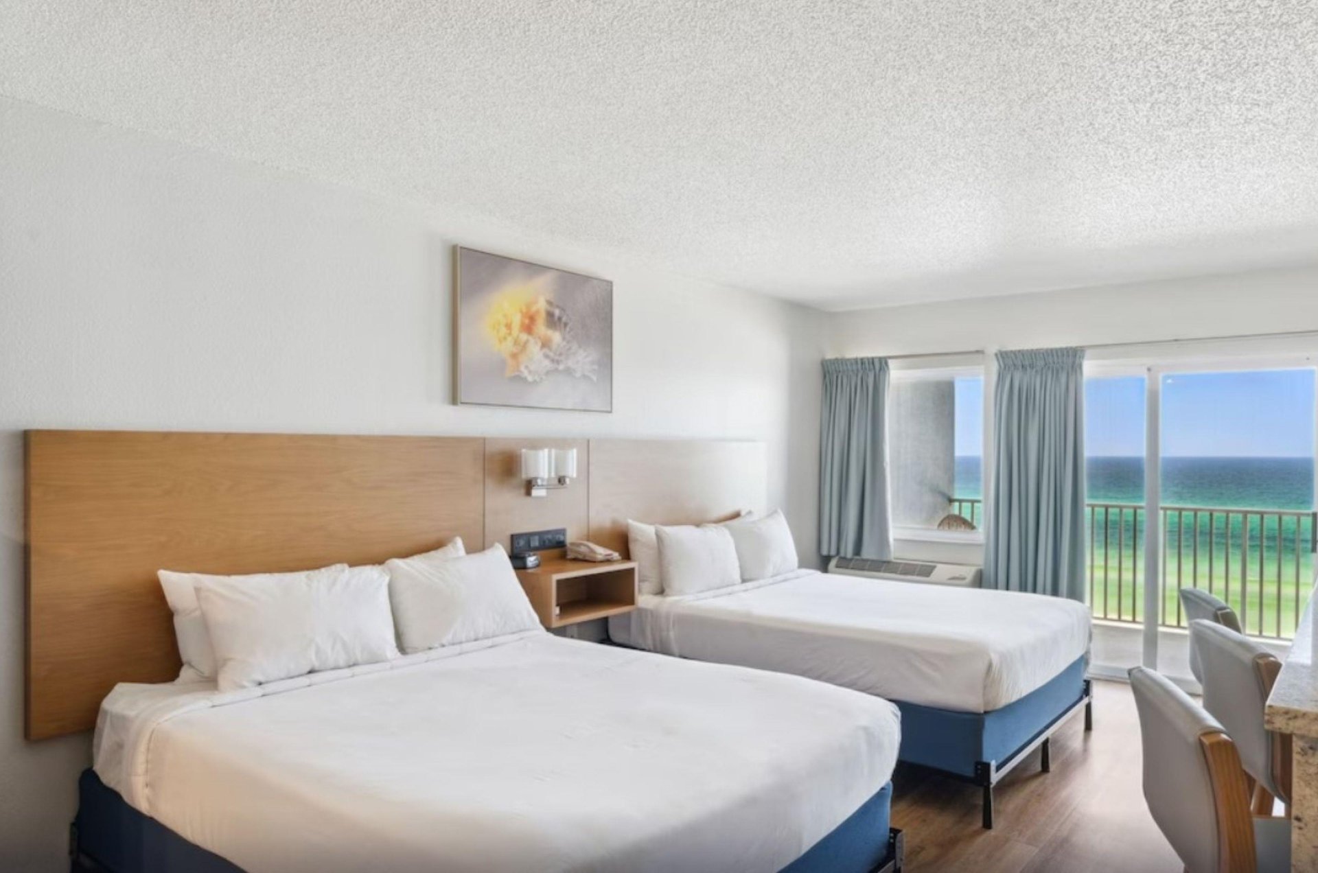 470552 Sugar Sands Inn  Suites  16 0 20241 6710