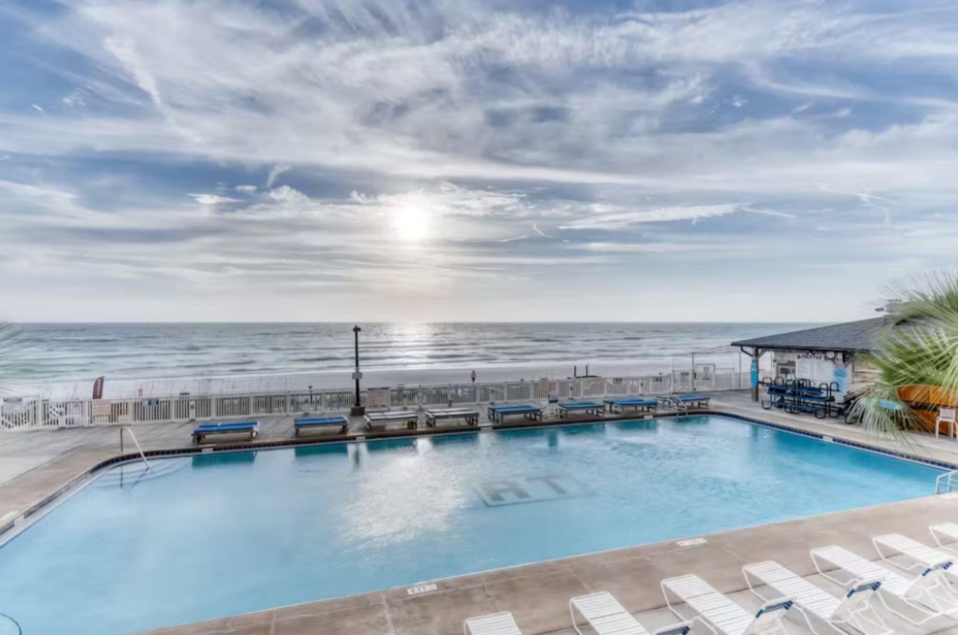 470586 Regency Towers  31 0 20241 846