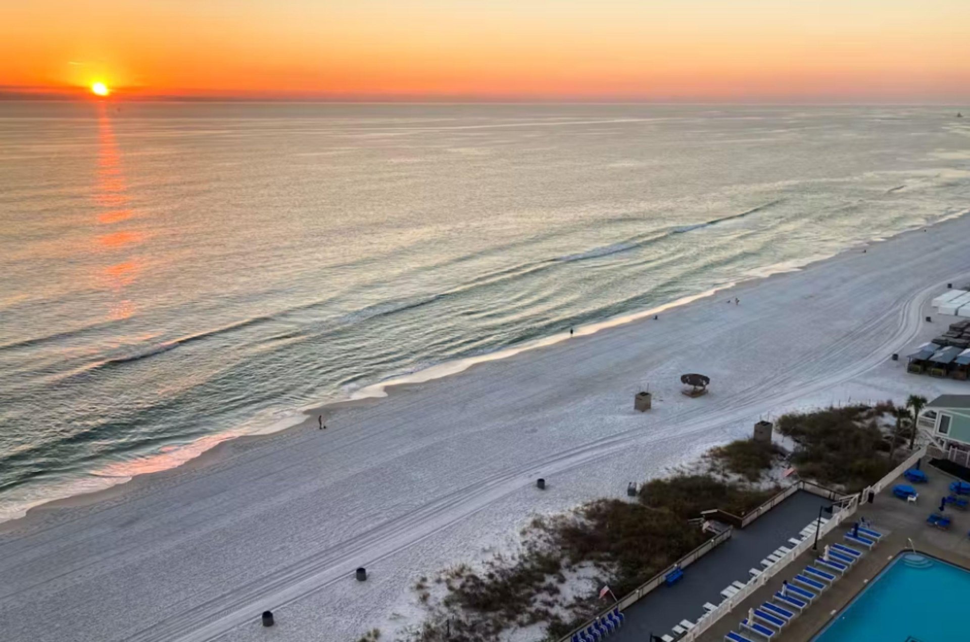 470591 Regency Towers  31 0 20241 8411