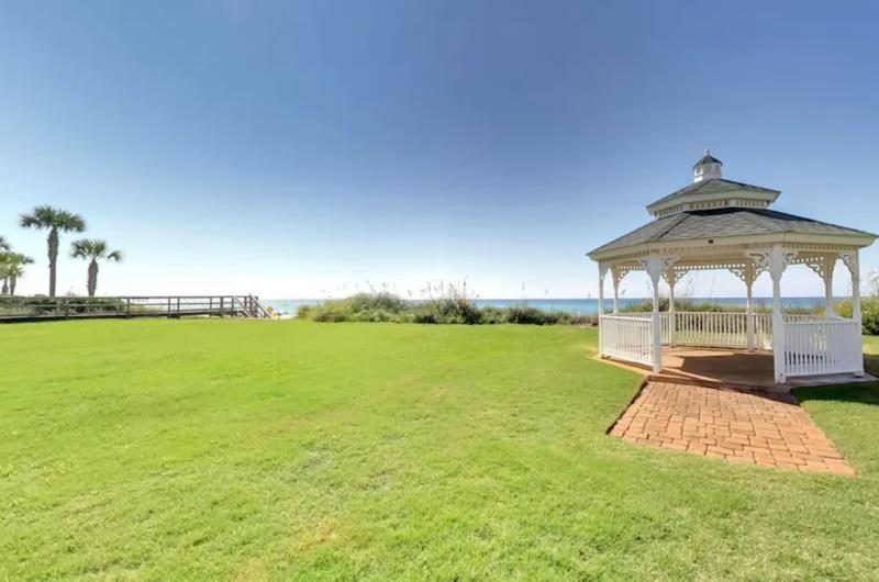 beachcomber by the sea panama city beach gazebo lawn wedding