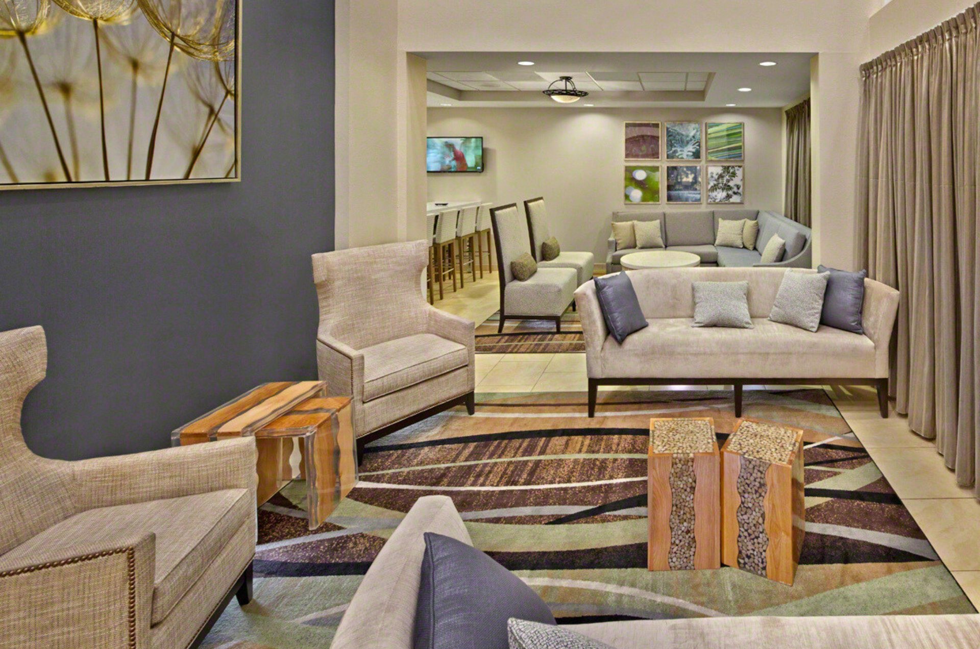 470674 Summerplace Inn  93 0 202310 753