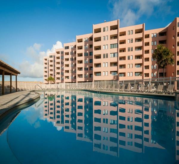 Jetty East beachside pool in Destin Florida