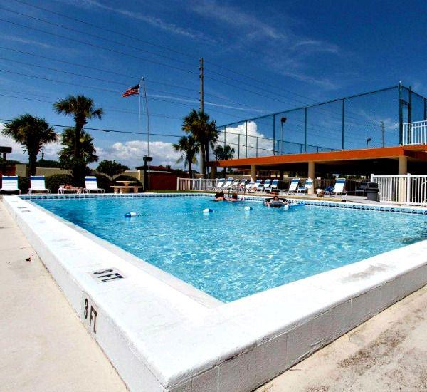 Oversize swimming pool at Surf Dweller Fort Walton Beach