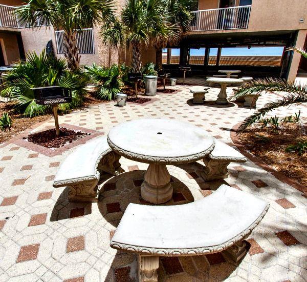Nice grilling area at Islander Beach Resort  in Fort Walton Beach Florida