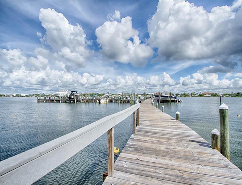 Fabulous pier right there by Seaspray in Perdido Key FL
