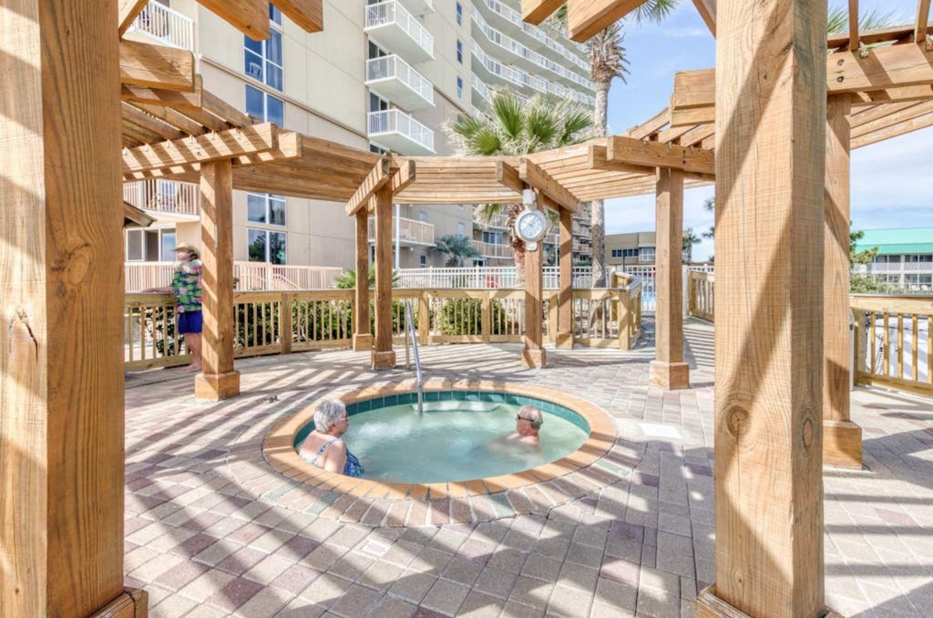 The outdoor hot tub at Pelican Beach Resort in Destin Florida