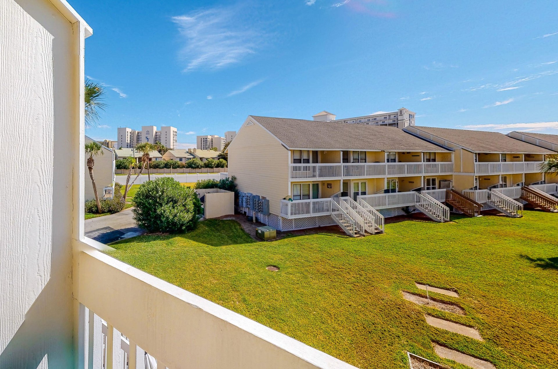 470977 Sandpiper Cove  238 0 202310 4617