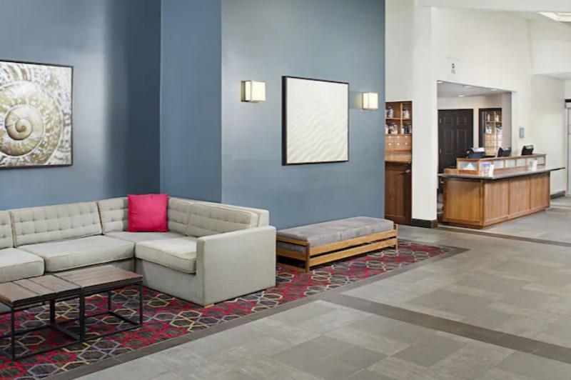 Four Points Sheraton Fort Walton Beach Lobby