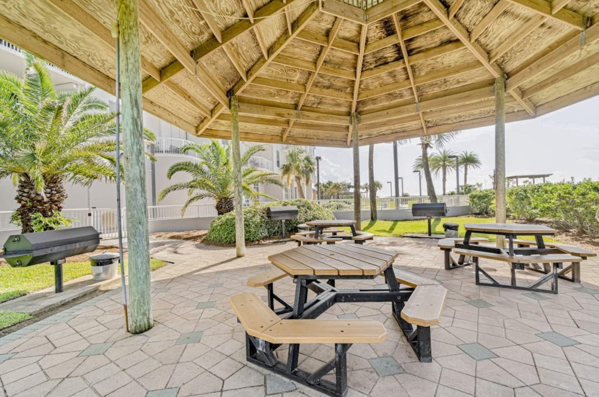 One of two gazebos and outdoor picnic areas at Spanish Key Condominiums