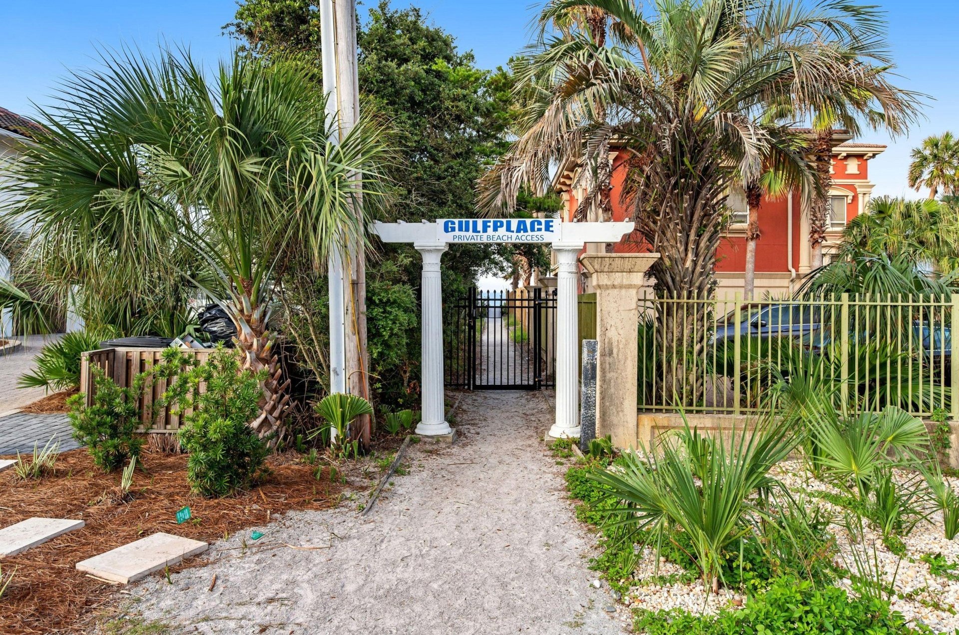 Private beach acces to Highway 30A beaches