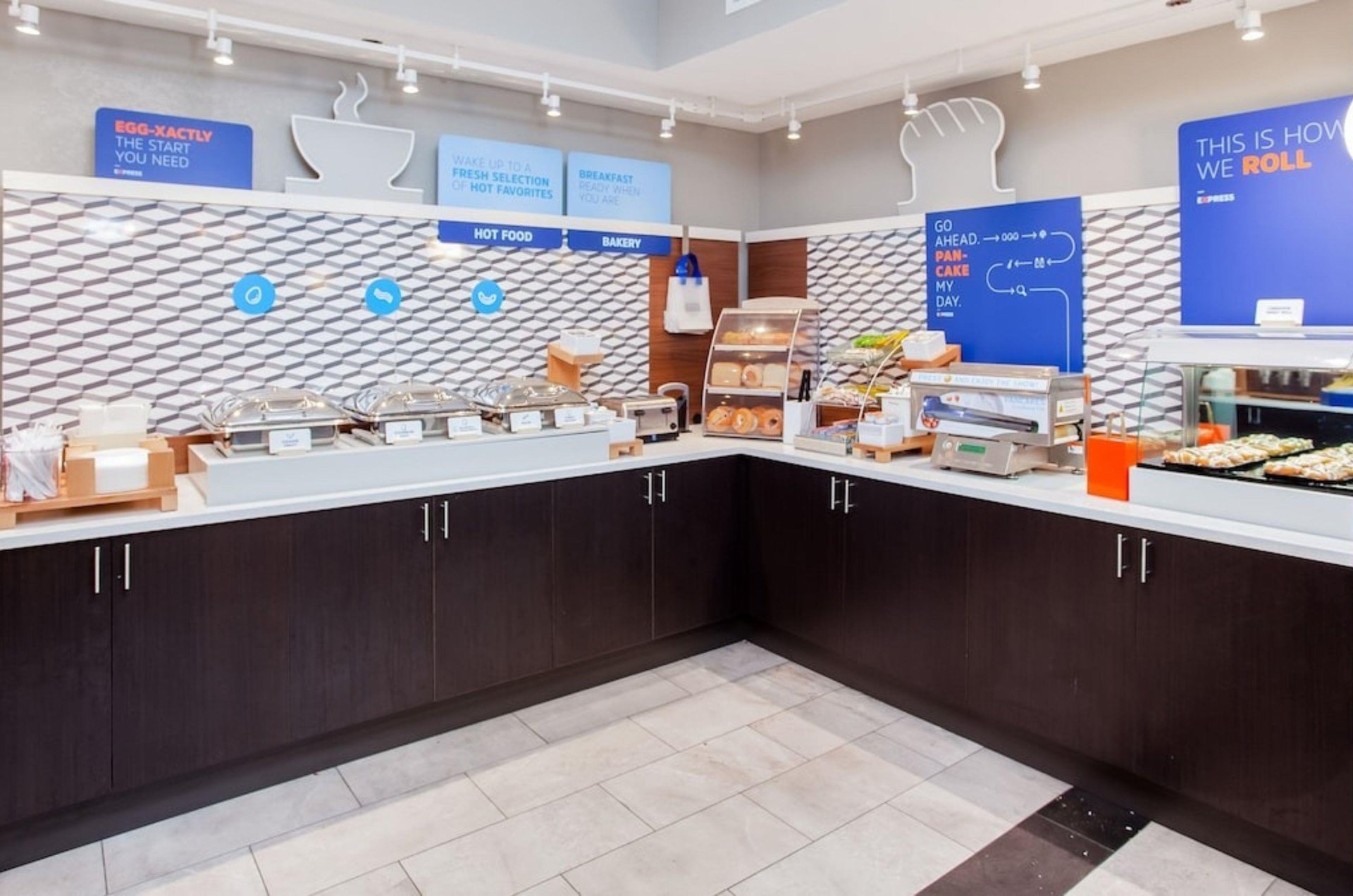 The complimentary breakfast buffet at Holiday Inn Express  in Orange Beach Alabama