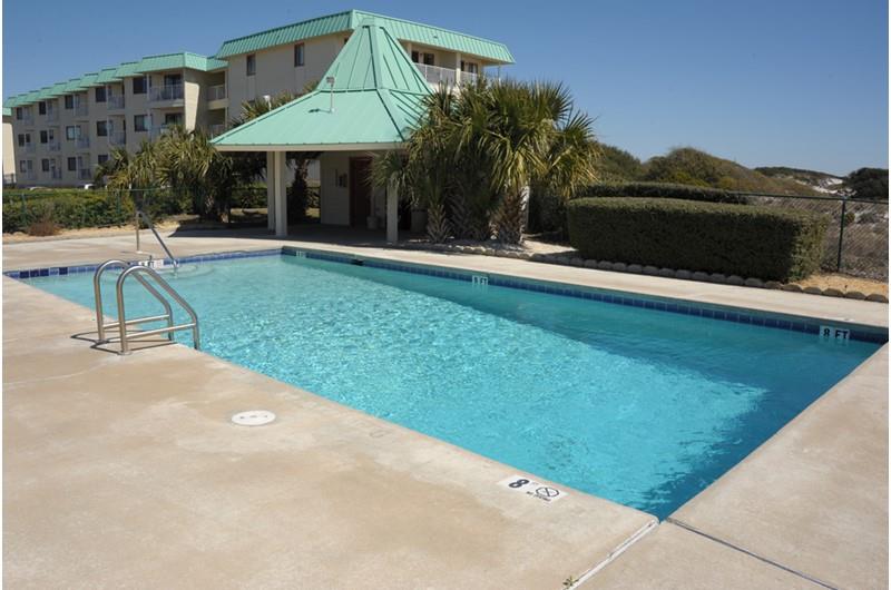 Gazebo and swimming pool at Gulf Shores Plantation