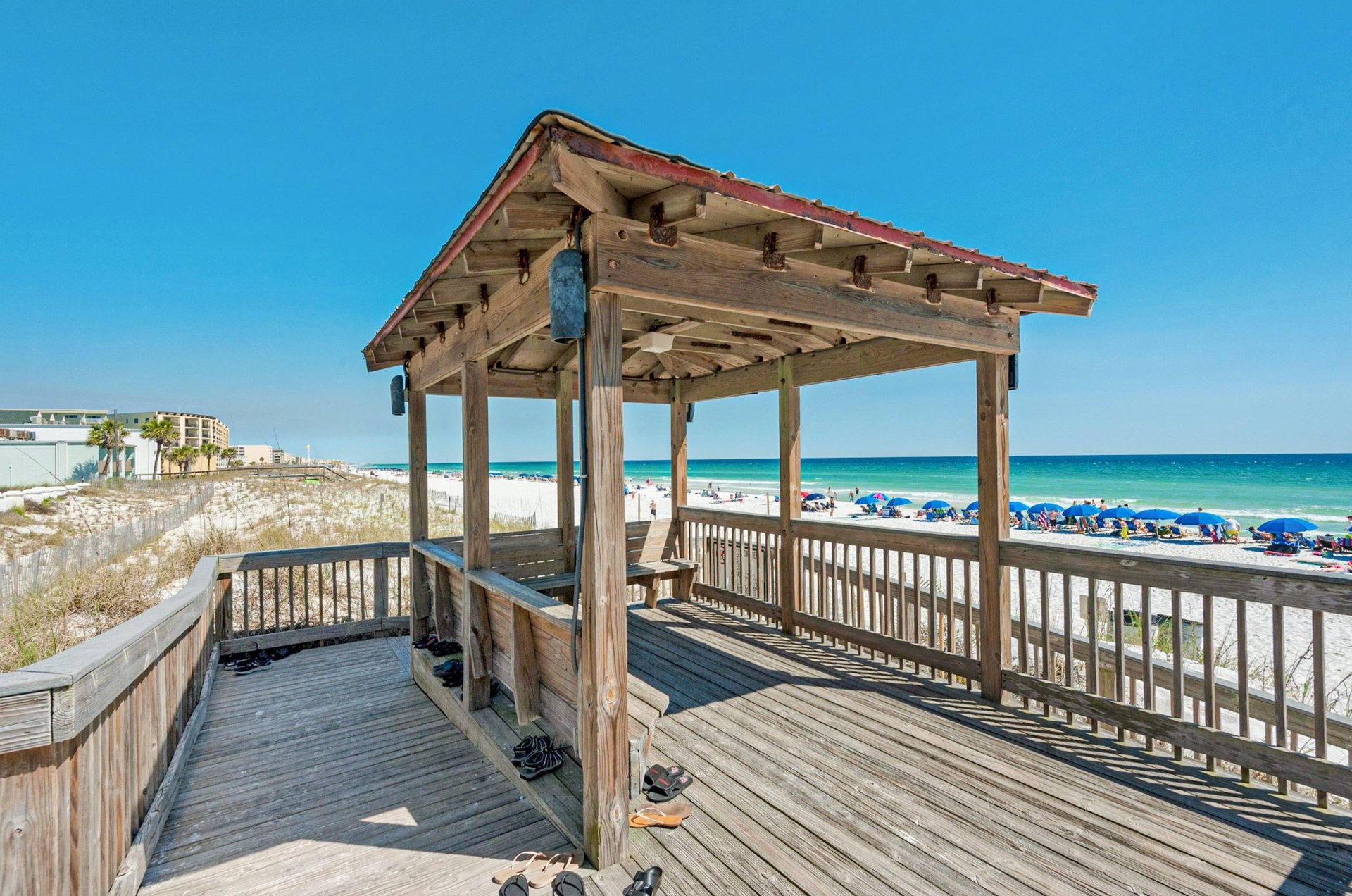 471440 El Matador Condos  482 0 202310 121