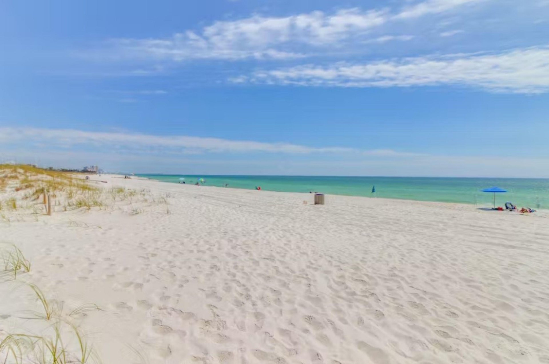 471485 Fontainebleau Terrace  495 0 20241 16510