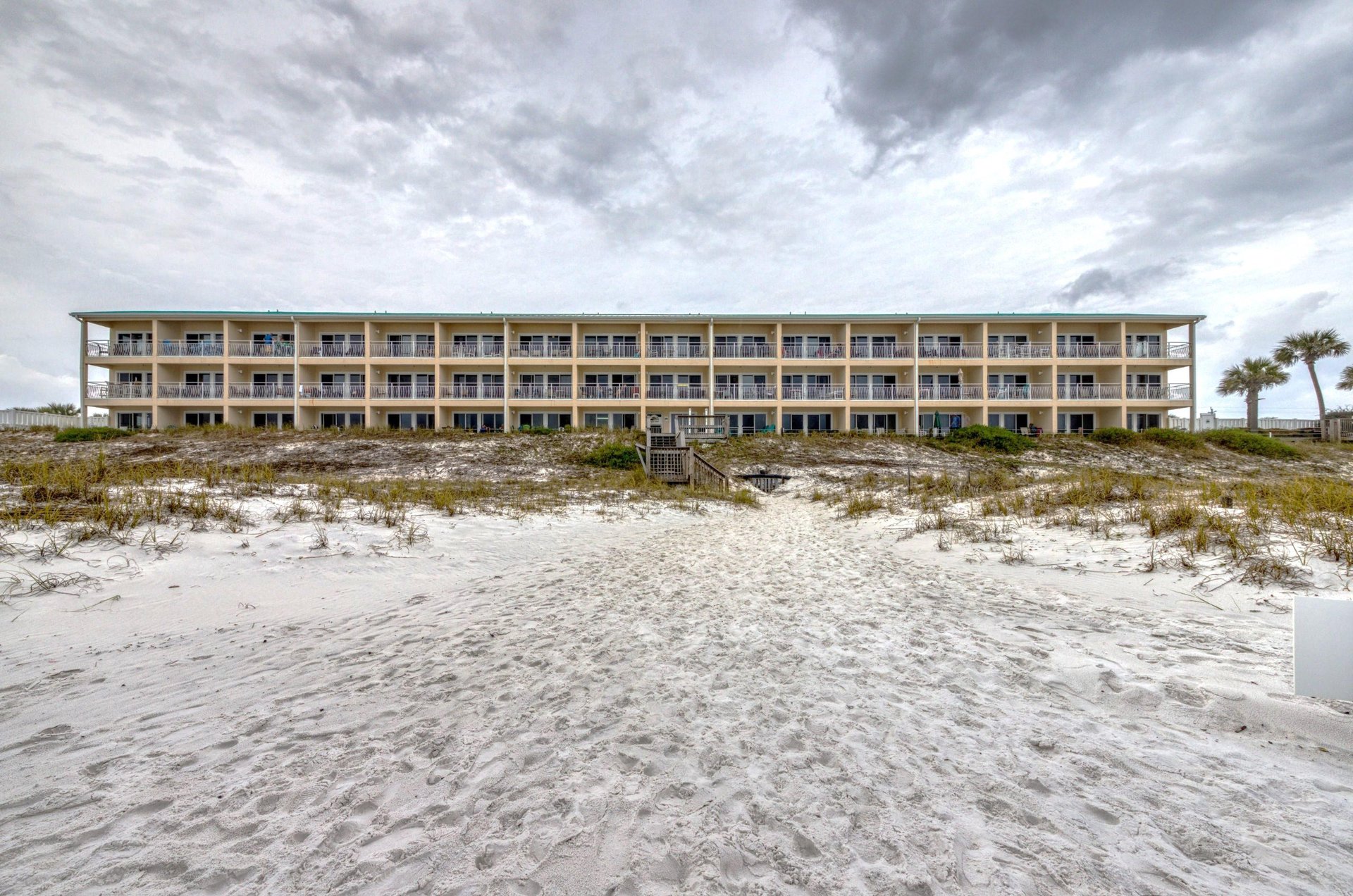Crystal Sands nestled close to the beach.