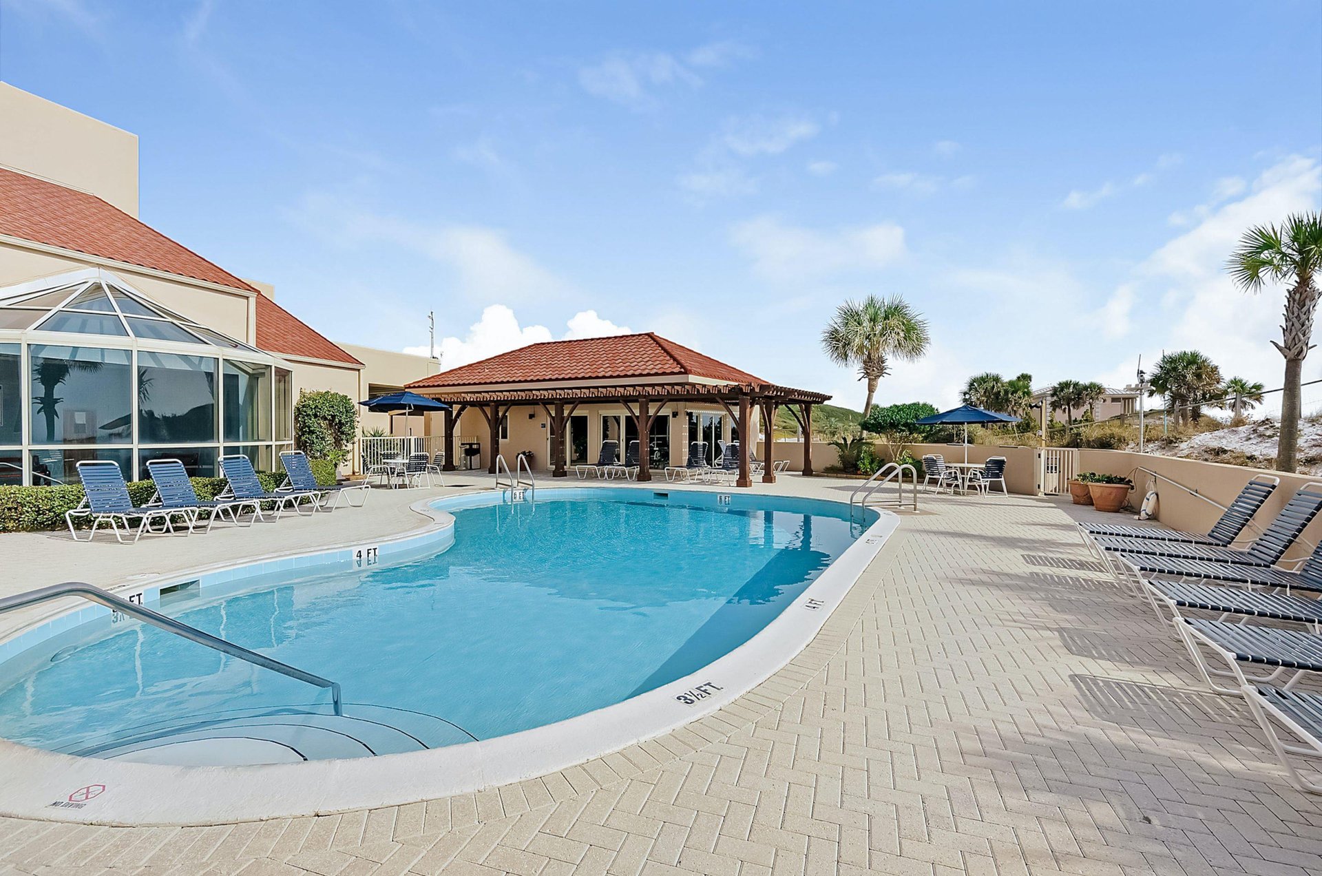 471602 Topsl Beach Manor  571 0 202310 4673