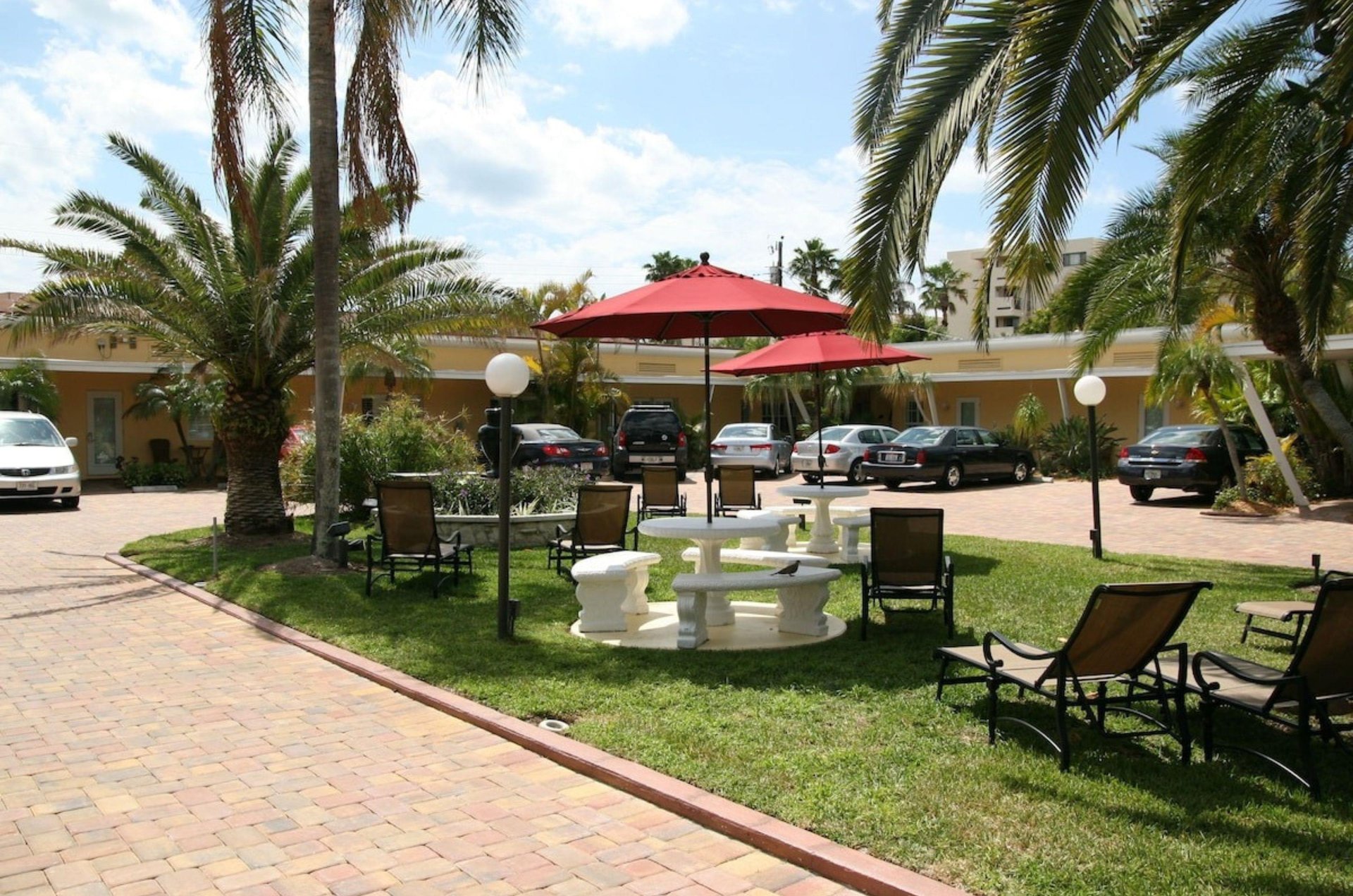 Enjoy free parking at Tropical Beach Resorts