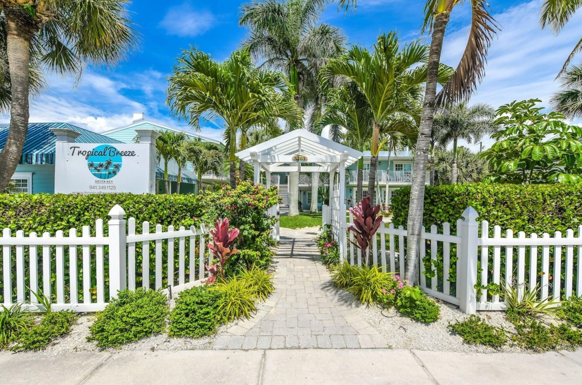 The entrance to Tropical Breeze Resort in Siesta Key Florida