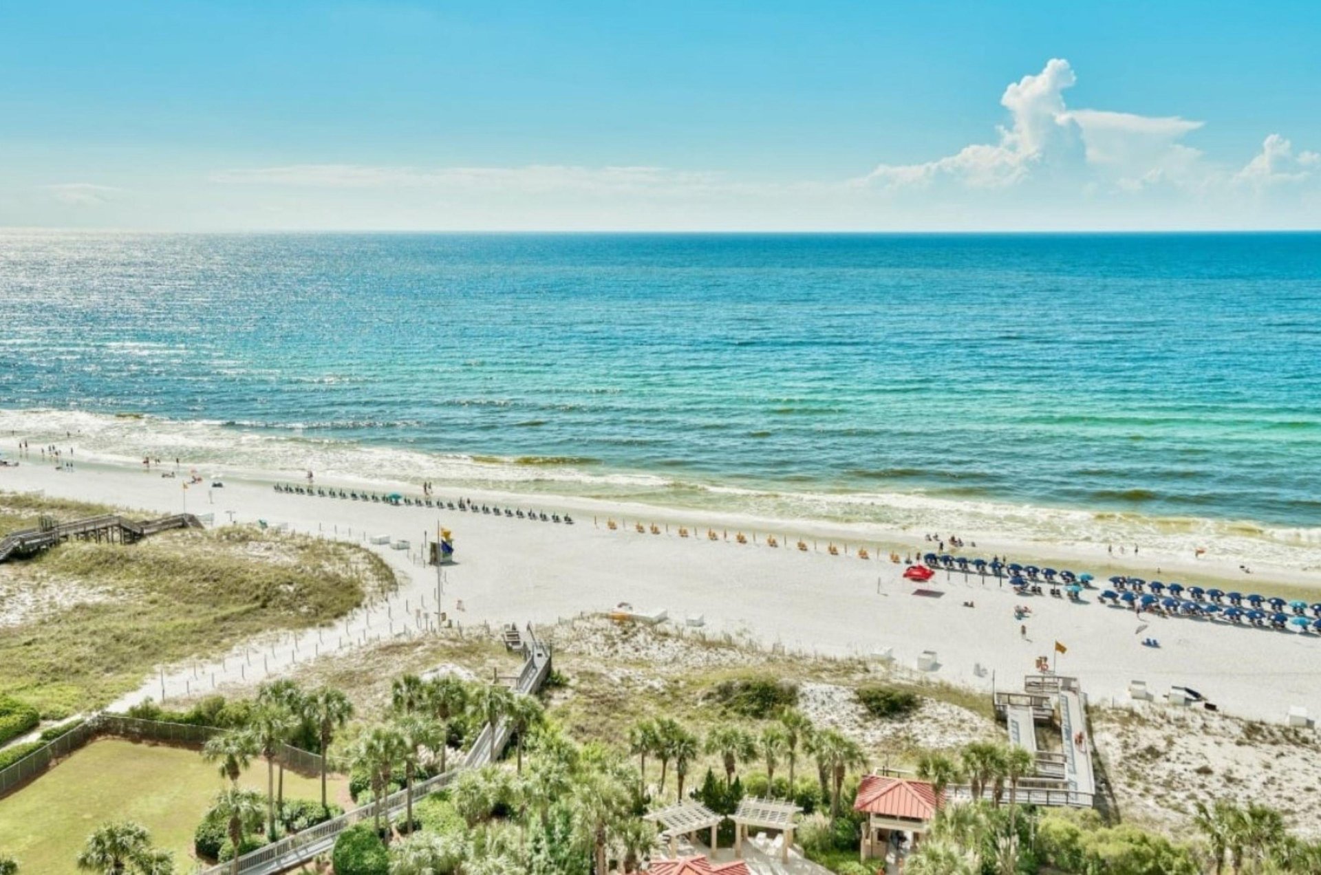 A beautiful Sandestin beach