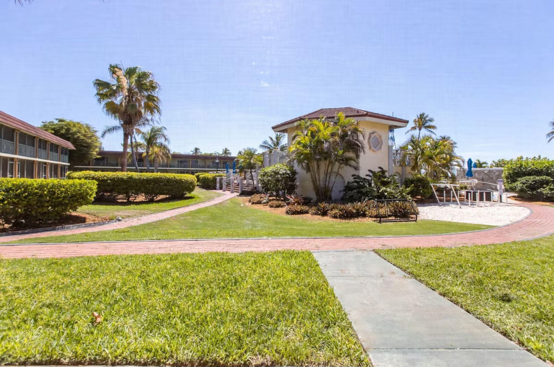 West Wind Inn offers the perfect cozy vacation on Sanibel Island