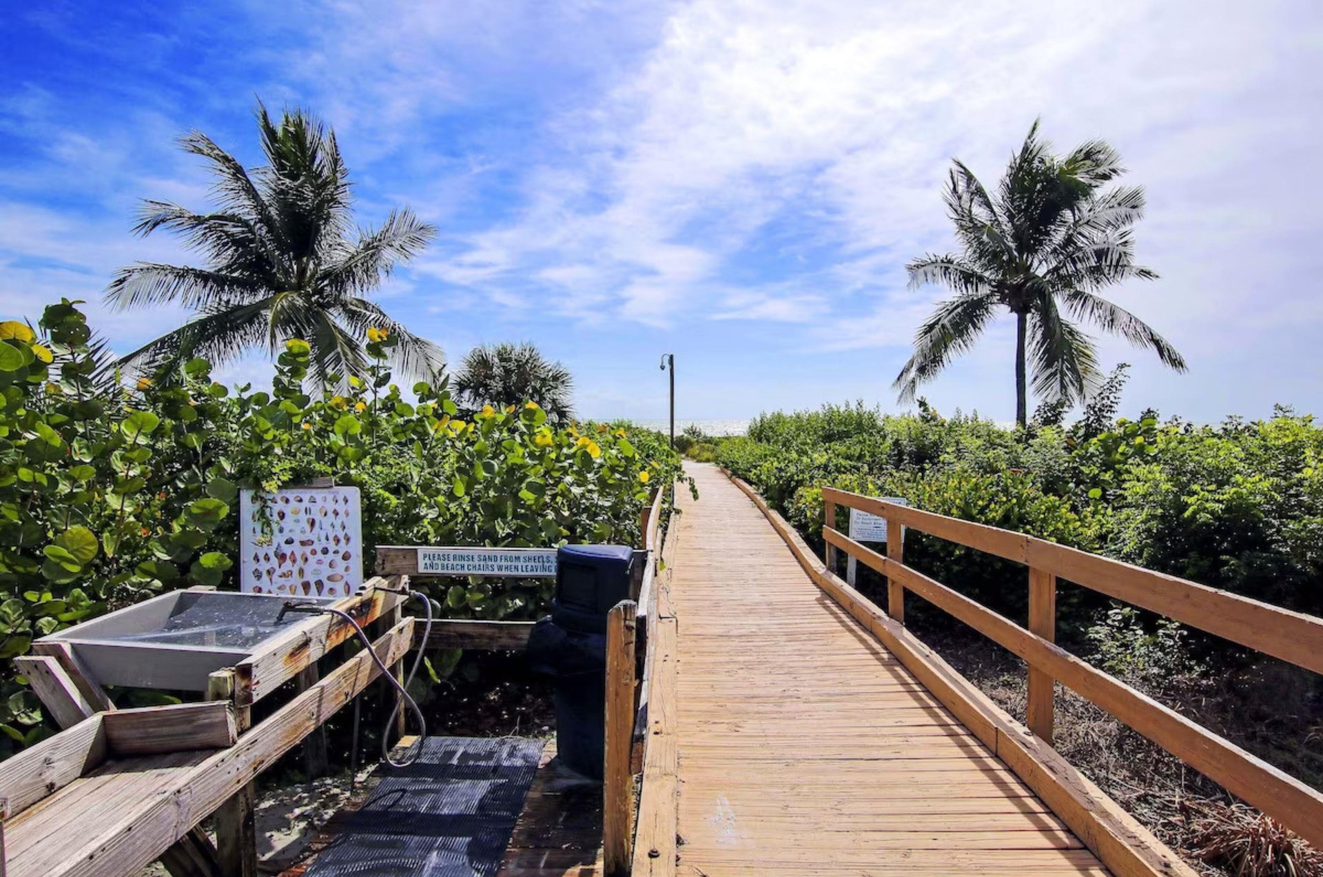 Sanibel Arms West offers direct beach access.