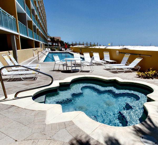 Hot tub at Pelican Isle Condos in Fort Walton Florida