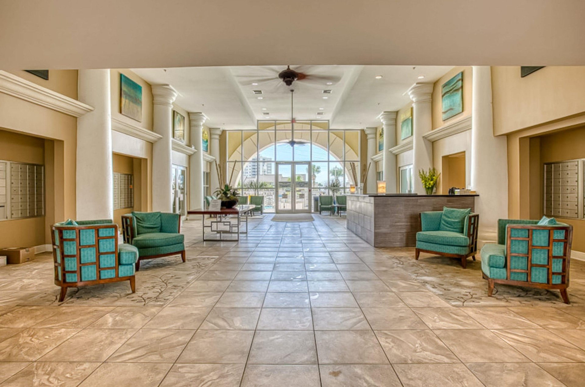 Even the resorts common areas are inviting.