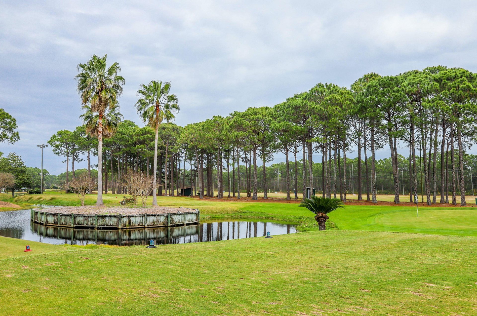 Freshwater lakes and an 18hold golf course are just two of Ariel Dunes many attractions.