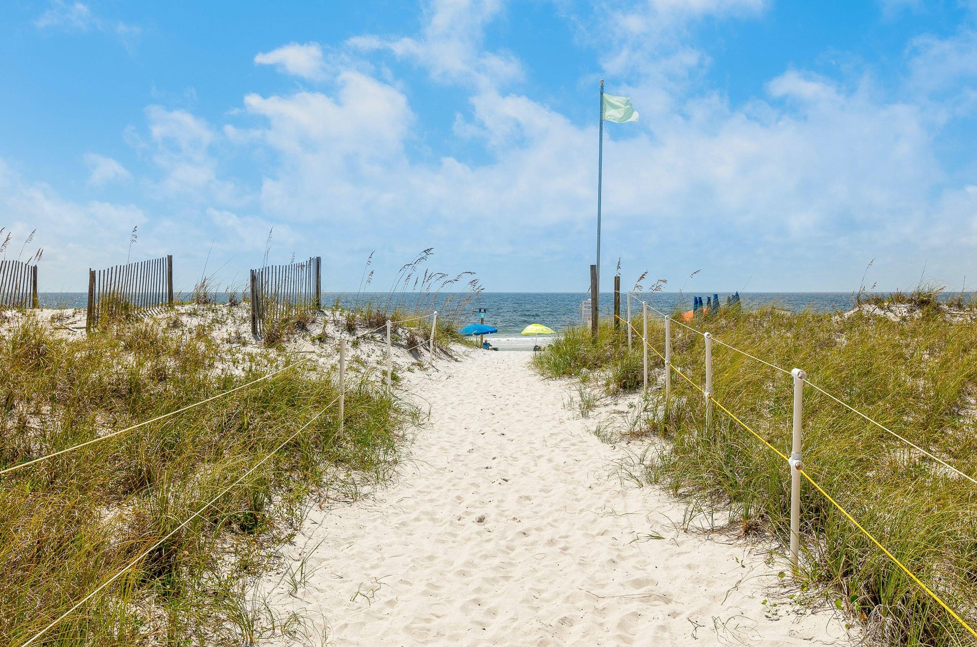 472599 Seacrest Condominiums  1045 0 202310 519