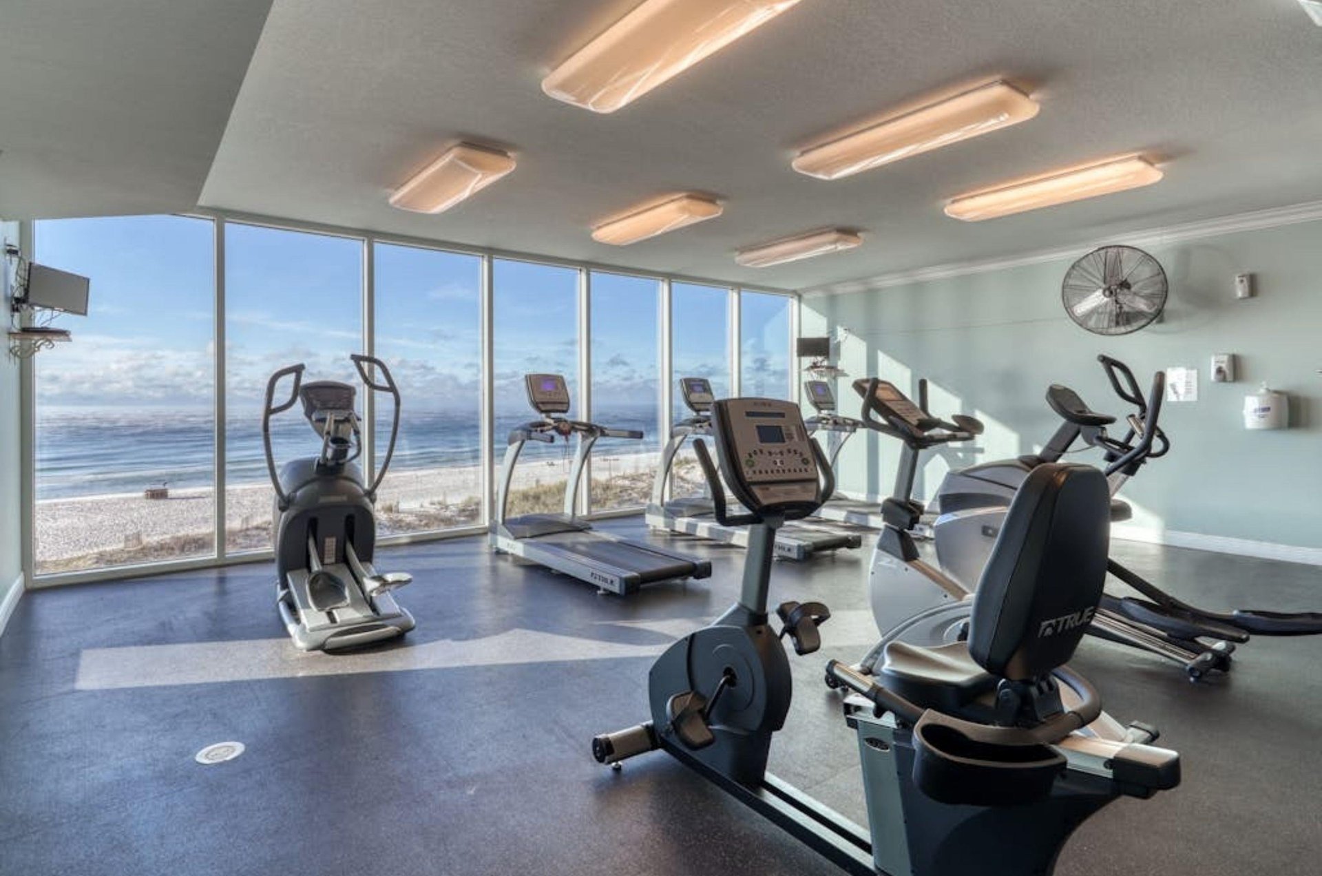 San Carlos condominiums wellequipped workout center