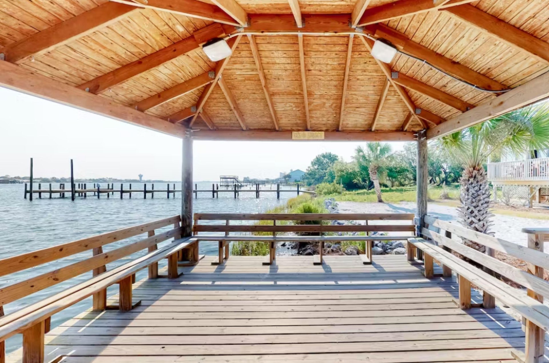 472689 Molokai Villas  1116 0 202312 3978