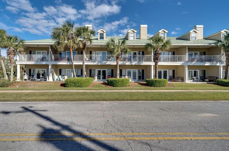 Exterior view of Caribbean Dunes condo rentals