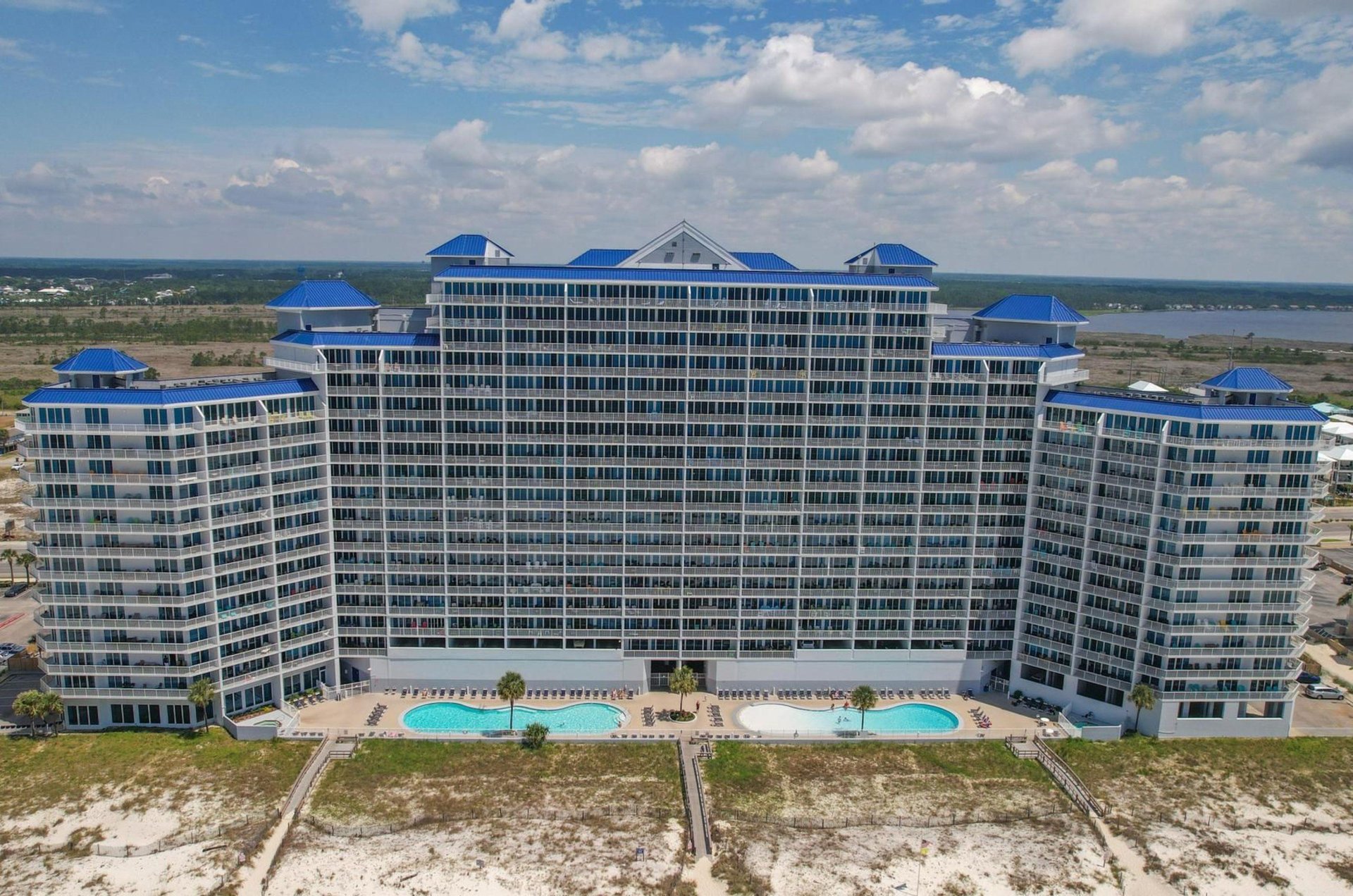 Stay only steps away from miles of stunning coastline at Lighthouse Condominiums