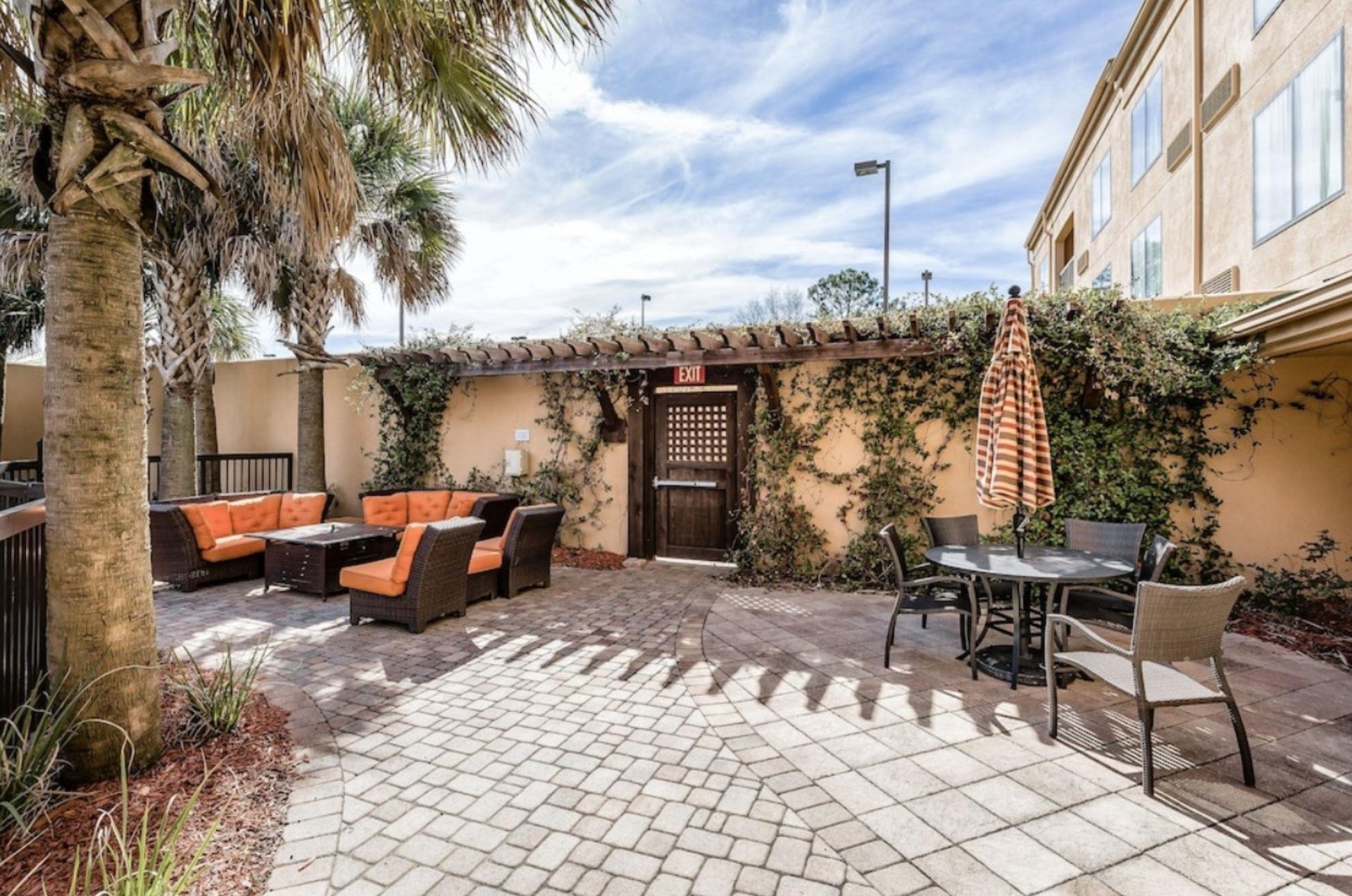 472969 Courtyard By Marriott  1283 0 202312 45316