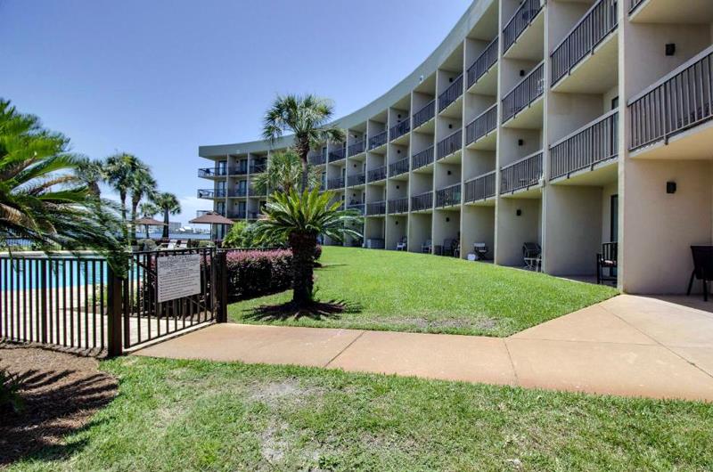 473447 Pirates Bay Condos  1410 0 202111 4662