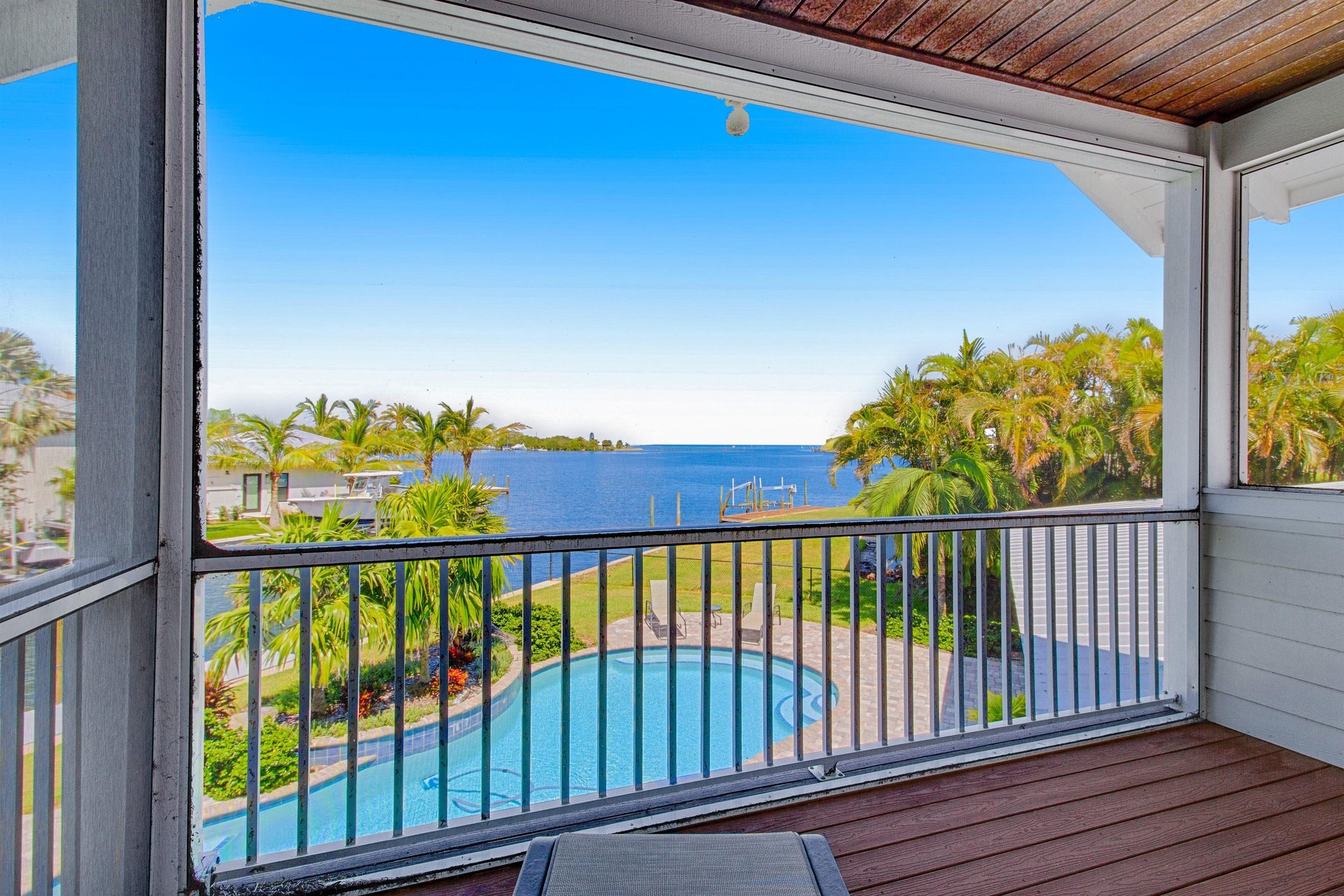 Amenities at Anna Maria Island Houses often include private pools