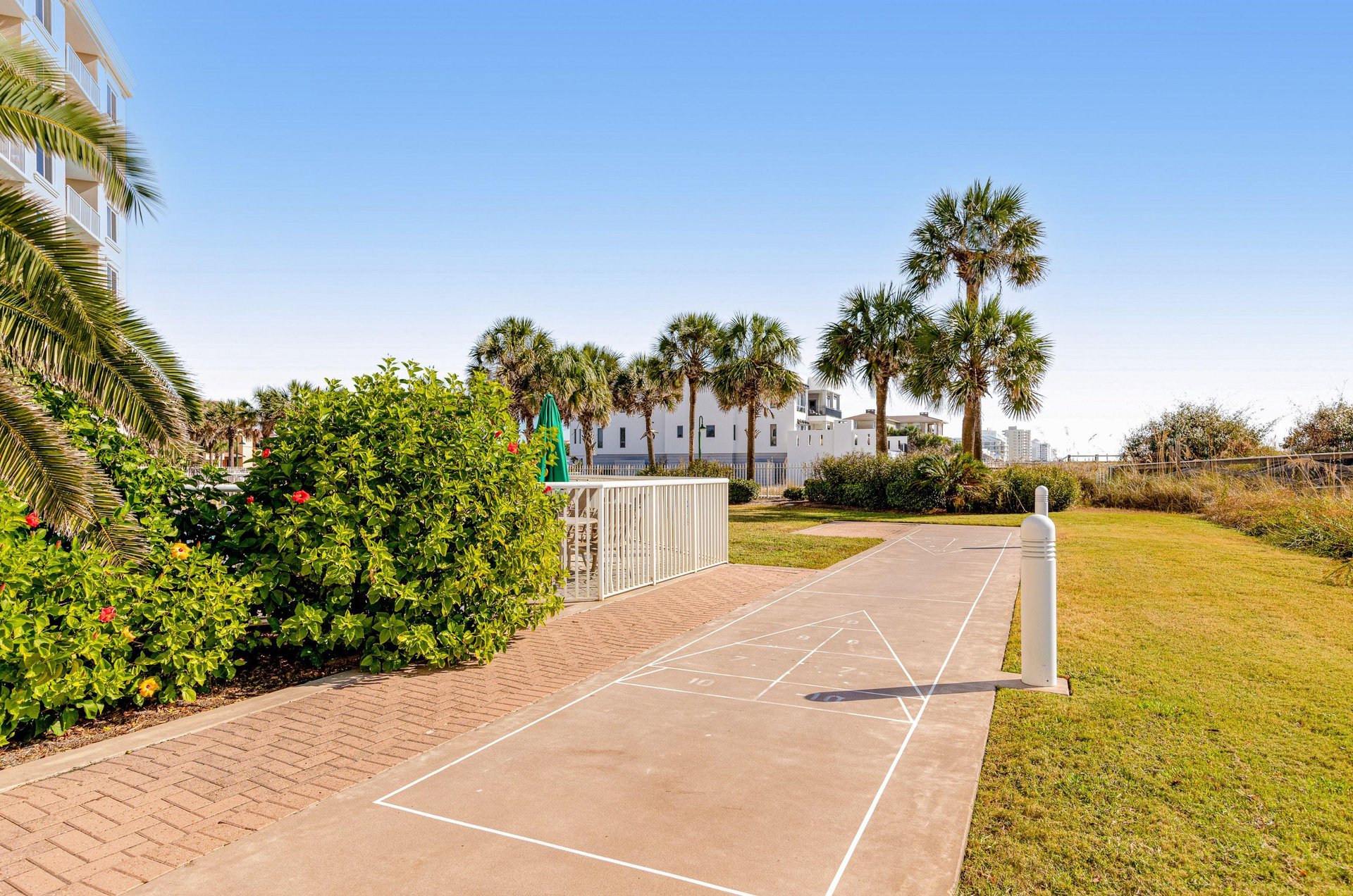 473814 Destin On The Gulf Condos  1500 0 20239 4896