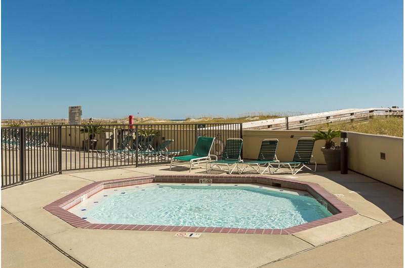 Fun kiddie pool at Phoenix VII in Orange Beach Alabama