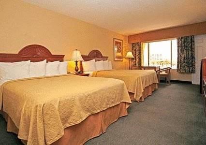 Quality Hotel On The Beach in Clearwater Beach FL 86