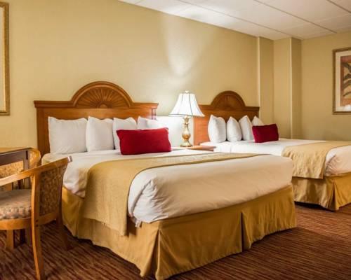 Quality Hotel Beach Resort in Clearwater Beach FL 56
