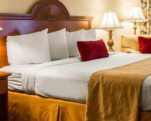 Quality Hotel Beach Resort in Clearwater Beach FL 60