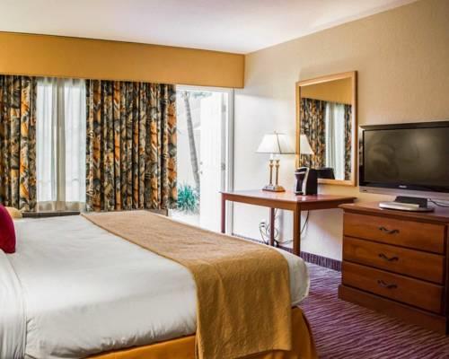 Quality Hotel Beach Resort in Clearwater Beach FL 62
